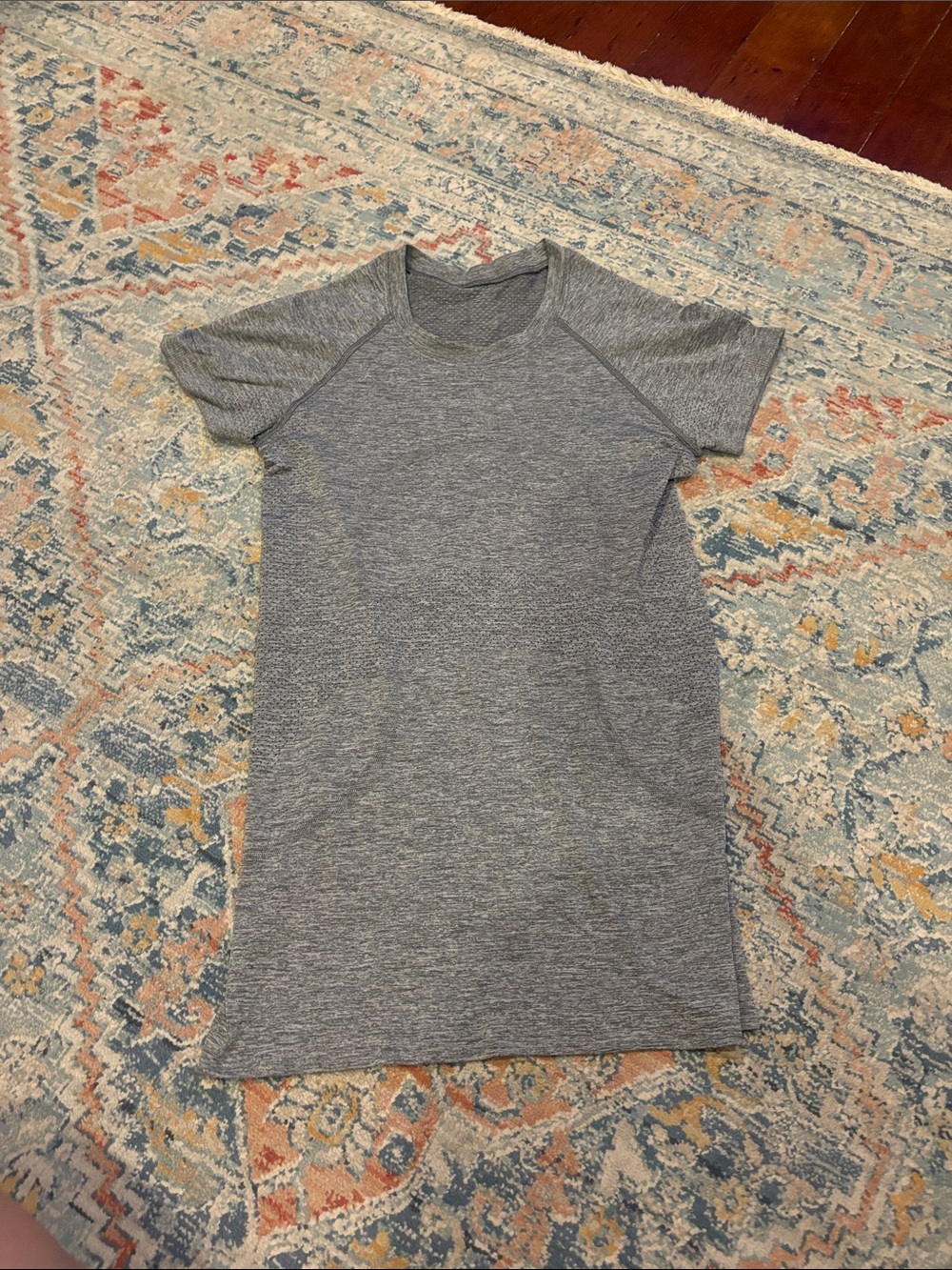 lululemon athletica Heathered Gray Short Sleeve Performance Top